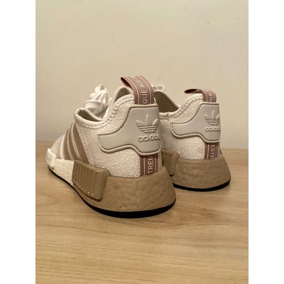 adidas gazelle silver green womens Rocket Dog Women's Bolt Sneakers | Camel/Tan | Size 7